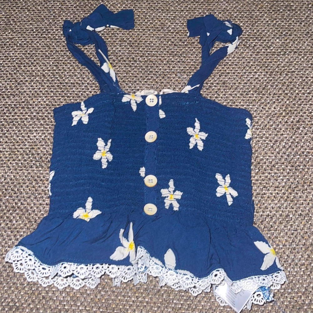 Kids top, floral print size 12.